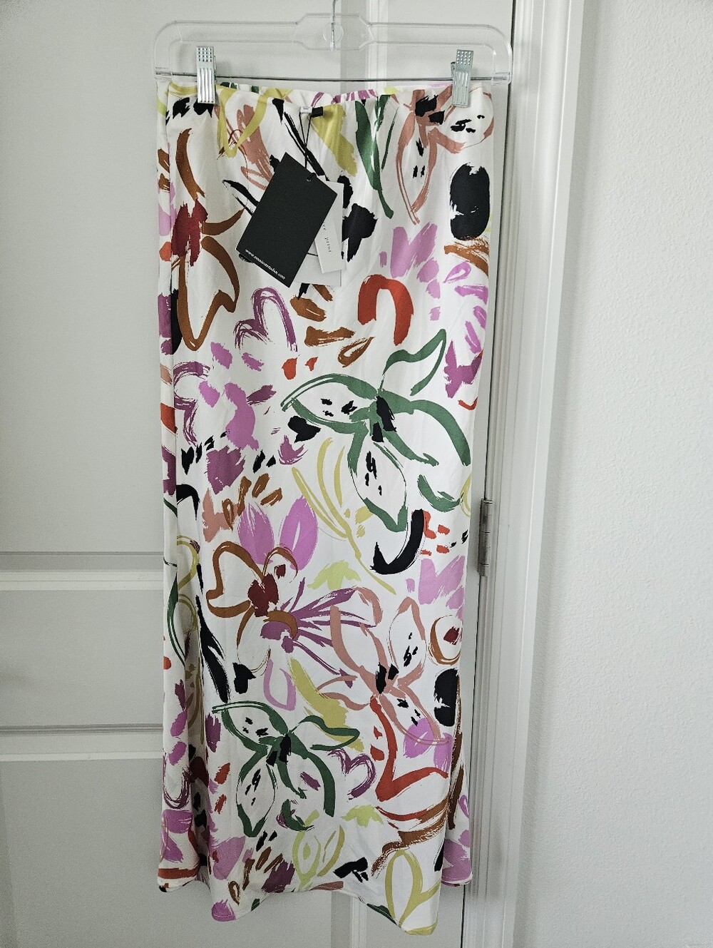 Nwt En Saison Exclusive Print Hazel Floral Midi Skirt XS, Small, Medium Avail
